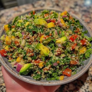 QUINOA SALAD